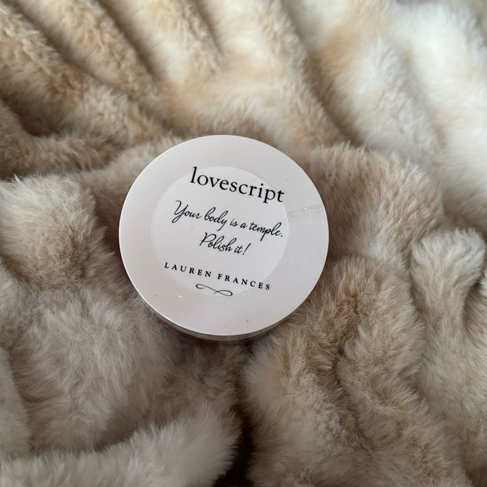 New Lovescript sugarplum body polish